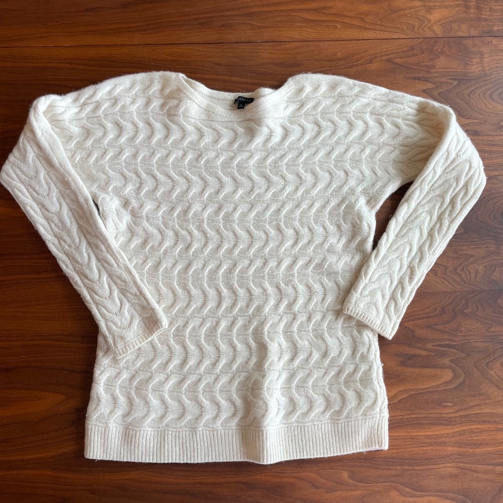 Talbots merino wool & cashmere cable knit sweater in cream